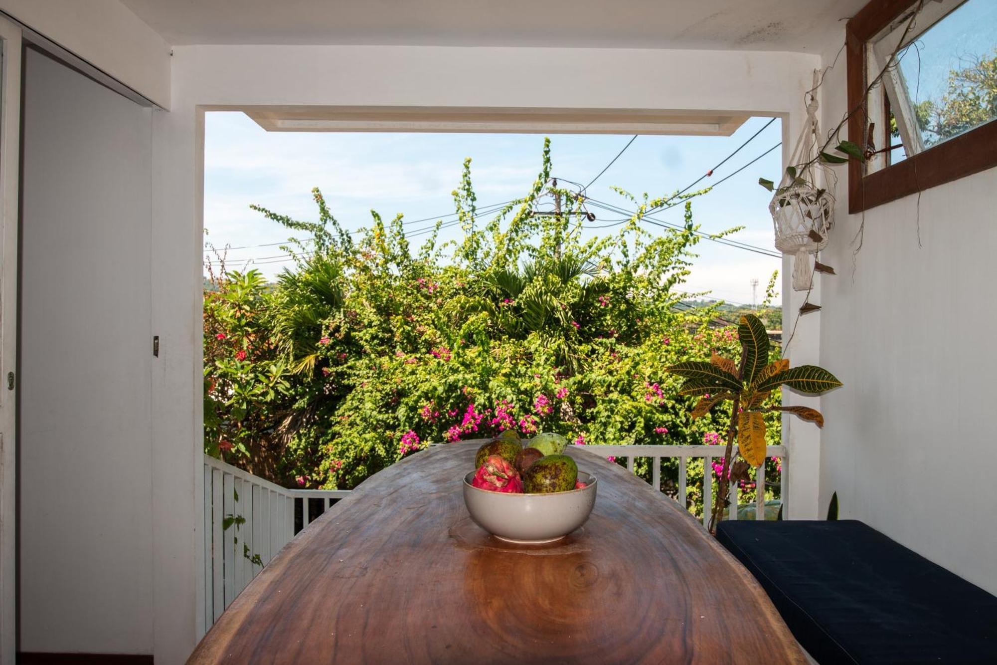 Makua Bingin Apartment อูลูวาตู ภายนอก รูปภาพ